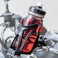 Verstellbarer Fahrradflaschenhalter von LANKELEISI-DE, aus robustem Material, passend für verschiedene Flaschengrößen.
